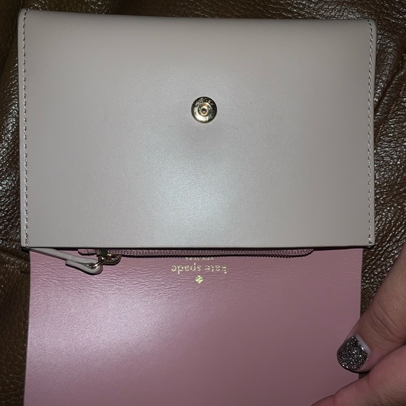 Kate Spade Wallet - Picture 4 of 4